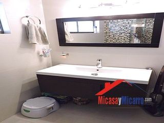 Foto 17 de Casa en Venta en Pontevedra Bogota
