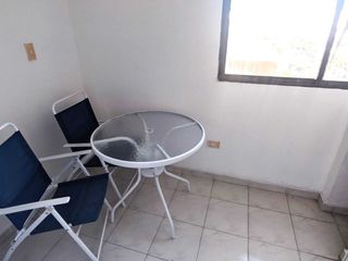 Apartamento 100 M2, 3 alcobas y cuarto de servicio en Conjunto Cerrado Palma Real