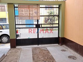 Vendo Amplia Y Bonita Casa En San Juan De Lurigancho, Cerca Al Metro Santa Rosa