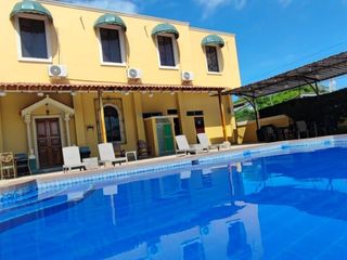 N13 - Hotel en Venta en Salinas Chipipe 25 habitaciones a una cuadra del mar