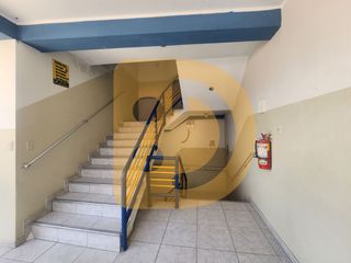 Foto 8 de ¡VENTA LOCAL COMERCIAL DE CUATRO PISOS EN CHUPACA!