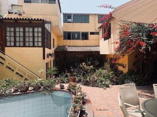 Foto 2 de VENTA DE CASA EN MIRAFLORES