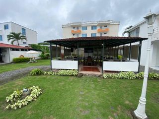 Vendo hermoso Hotel Oceanic Lodge en Tonsupa