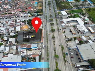 Norte de Guayaquil, Venta de excelente terreno de 3333 mts2 al Pie de Av Principal