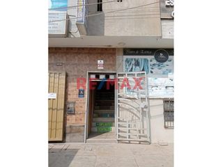 Foto 1 de Se Alquila Amplio Local Comercial