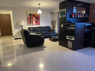 Apartamento Amoblado en Almería/ laureles