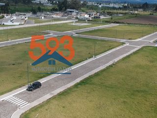 Foto 8 de Venta de Terreno en Latacunga