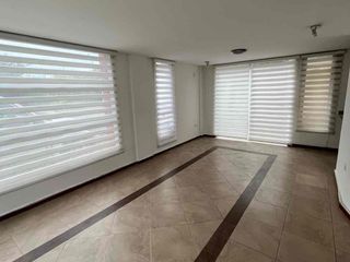 Foto 1 de Renta de casa Cumbayá
