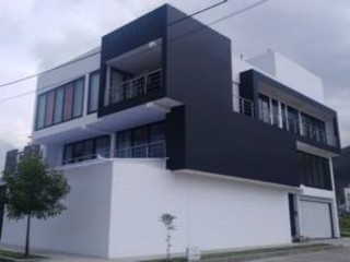 Foto 1 de ¡EN OCASIÓN! CASA EN HUANCAYO EN VENTA