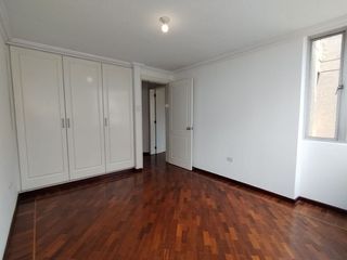 Vendo Departamento 75 m2 Portal de Andaluz 1 dos dormitorios mas parqueadero