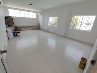 ARRIENDO OFICINA EN EL BARRIO SAN JOSE