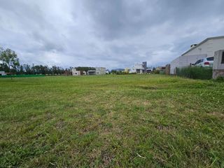 TERRENO VENTA JARDINES DE SAN LORENZO 800 M2
