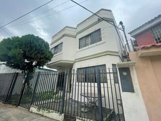Foto 1 de CIUDADELA URDENOR 1, VENDO PRECIOSA, LUJOSA  Y AMPLIA CASA, FULL ACABADOS, DOS PLANTAS