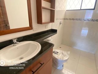 Foto 8 de Venta Departamento con Terraza Privada, Sector Ponceano. Cerca del Supermaxi de la Real Audiencia.