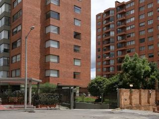 Foto 4 de HERMOSO APARTAMENTO AMOBLADO BOGOTA CERCA A CENTRO COMERCIAL SAN RAFAEL