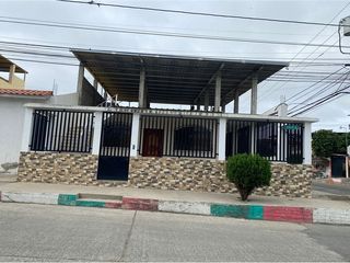Foto 1 de Casa de Venta en Manta zona norte manabi