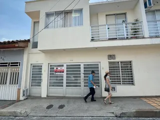 ARRIENDO CASA EN CARTAGO VALLE B/ EL CARMEN