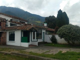 VENTA O PERMUTA  CASA EN SESQUILE