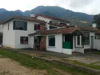 VENTA O PERMUTA  CASA EN SESQUILE