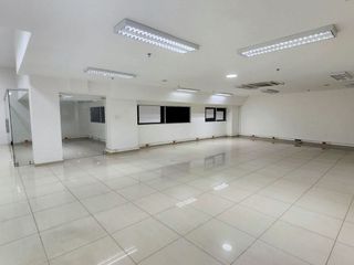 Foto 9 de OFICINA EN VENTA, SECTOR PINARES CC ECOCENTRO.