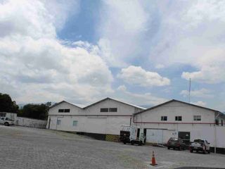 Foto 3 de Arriendo Galpones en Complejo Pifo - Itulcachi: 700 m.