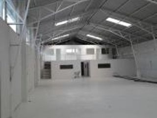 Foto 1 de Arriendo Galpones en Complejo Pifo - Itulcachi: 700 m.