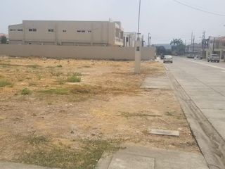 Venta Casa con 10% de Entrada Secor Samborondon