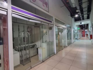 Foto 15 de VENTA LOCAL COMERCIAL EN CENTRO COMERCIAL GAMMA -LA VICTORIA , GAMARRA