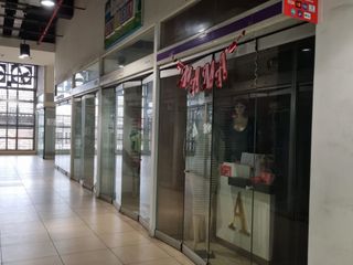 Foto 8 de VENTA LOCAL COMERCIAL EN CENTRO COMERCIAL GAMMA -LA VICTORIA , GAMARRA