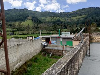 Foto 37 de En venta casa en Lloa Ecologico está ubicada al ingreso de Lloa