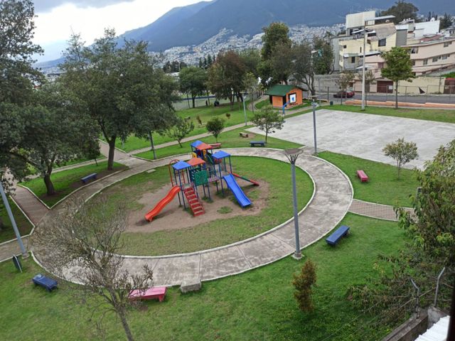 Rento Departamento Sector Norte de Quito Cerca Hospital de Solca