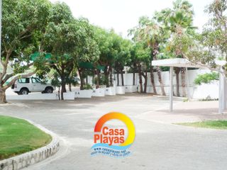 Departamento de Lujo Frente Al Mar de Venta en Playas Villamil, Edificio La Balsilla