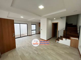 Casas VIP Modernas de Venta, Sector Río Amarillo C1024