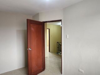 EcoCity Vendo Casa 4 dormitorios Urbanización Seguridad garita acepto BIESS
