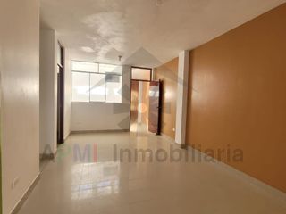 Foto 3 de VENTA DE CASA EN URBANIZACIÓN LOS SAUCES AL COSTADO DE LA UNIVERSIDAD SIPÁN