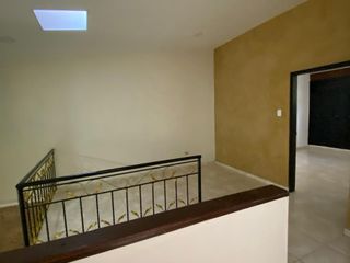 Foto 15 de Venta casa en el jardín con acabados de lujo y amplios espacios