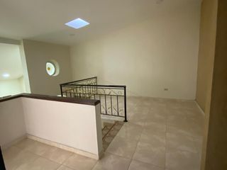Foto 14 de Venta casa en el jardín con acabados de lujo y amplios espacios