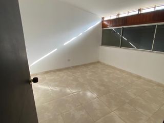 Foto 18 de Venta casa en el jardín con acabados de lujo y amplios espacios