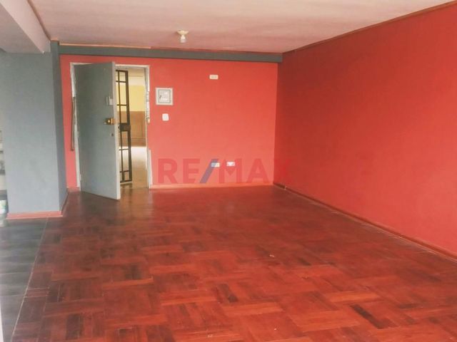 En Venta Departamento/oficina de 43 m² en Breña, Av Venezuela