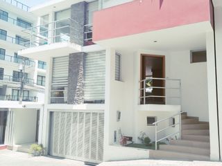 Vendo casa Exclusiva Ponceano - Amplia 356m2, 3 habitaciones