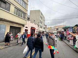 Foto 2 de Venta de Terreno 1765 M2 en Centro de Lima