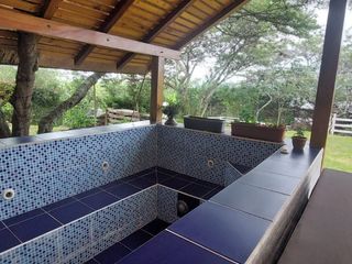Foto 18 de CASA MODERNA EN VENTA CON ACABADOS DE LUJO, SEGURIDAD PRIVADA EN URBANIZACION PUEMBO