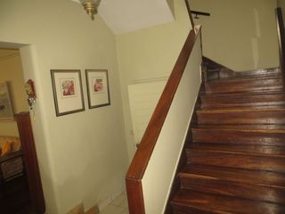 Foto 10 de CASA COMO TERRENO EN URB SAN ANTONIO, MIRAFLORES: FRENTE DE 14 MTS, $ 560,000
