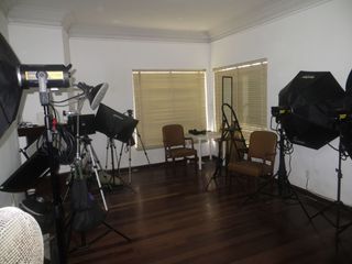 Foto 17 de CASA COMO TERRENO EN URB SAN ANTONIO, MIRAFLORES: FRENTE DE 14 MTS, $ 560,000