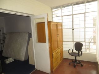 Foto 22 de CASA COMO TERRENO EN URB SAN ANTONIO, MIRAFLORES: FRENTE DE 14 MTS, $ 560,000