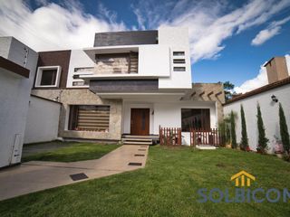 Foto 1 de Casa a la venta de lujo en Challuabamba Cuenca