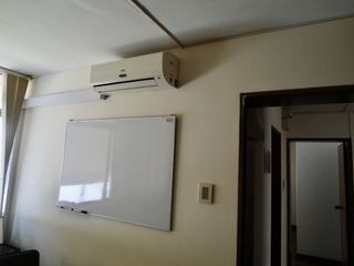 Foto 21 de Céntrica Casa con licencia para oficinas Administrativas en zona financiera.