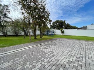 CASA DE RENTA, DENTRO DE CONJUNTO, SECTOR HILACRIL