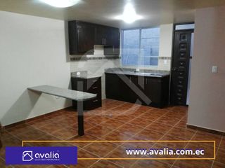 VENDO CASA INDEPENDIENTE EN CONOCOTO ALTO