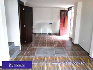 VENDO CASA INDEPENDIENTE EN CONOCOTO ALTO